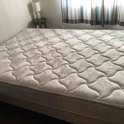 Sale Photo Thumbnail #101