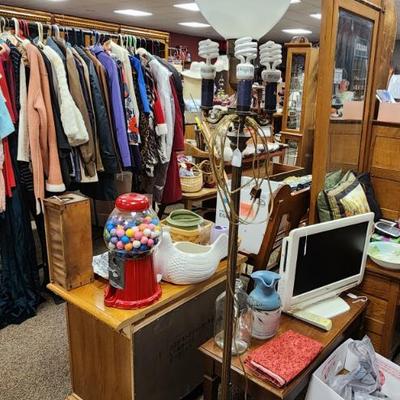 Sale Photo Thumbnail #74