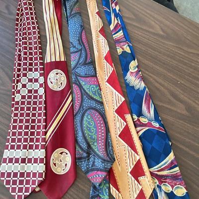 Sale Photo Thumbnail #82