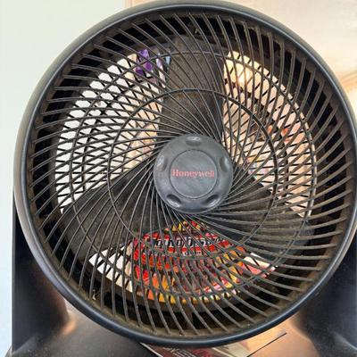 Sale Photo Thumbnail #45