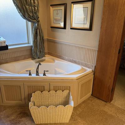 Sale Photo Thumbnail #45