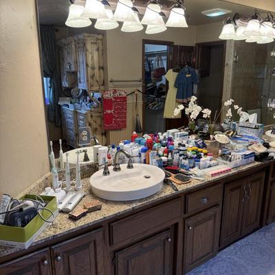 Sale Photo Thumbnail #36