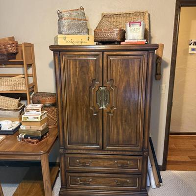 Sale Photo Thumbnail #154