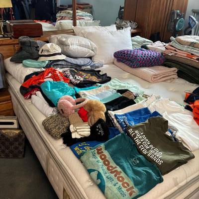 Sale Photo Thumbnail #150