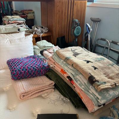 Sale Photo Thumbnail #151