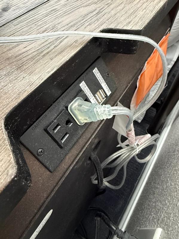 Sale Photo Thumbnail #25