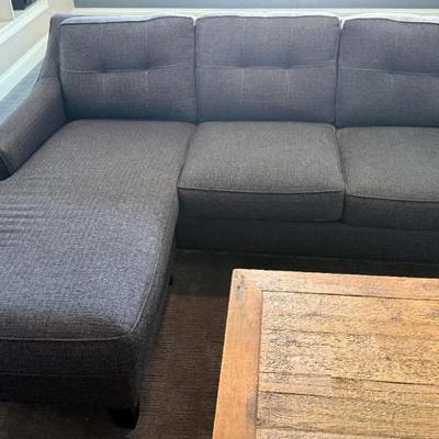 Cindy Crawford Home sofa from Rooms To Go 