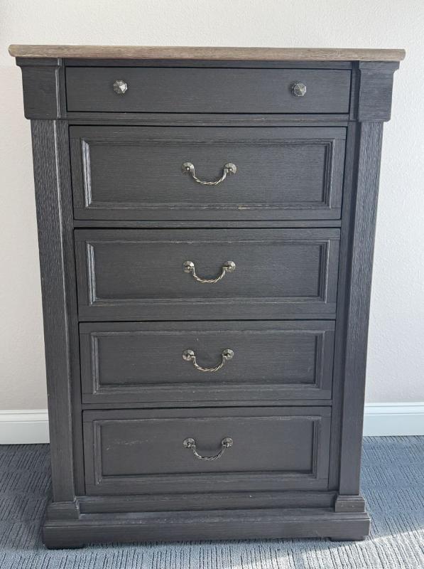 Sale Photo Thumbnail #21