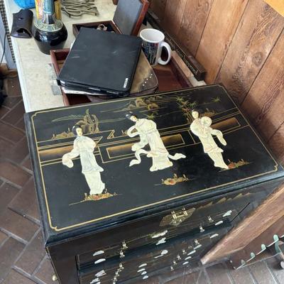 Sale Photo Thumbnail #184