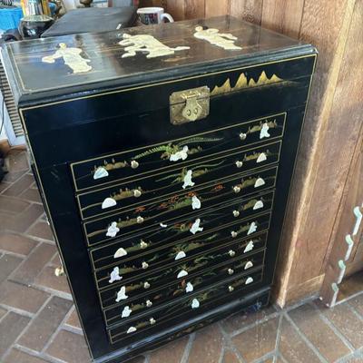 Sale Photo Thumbnail #185