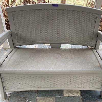 BP319 Suncast Elements Loveseat with Storage 
