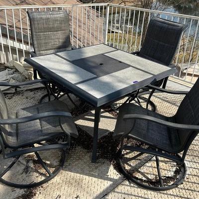 BP327 Outdoor Dining Set 