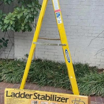 BP214 Werner 6’ Ladder & Ladder Stabilizer