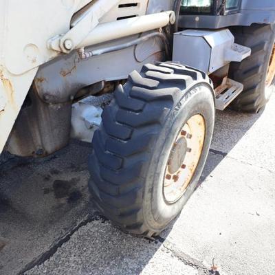 Sale Photo Thumbnail #140