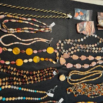 Sale Photo Thumbnail #11