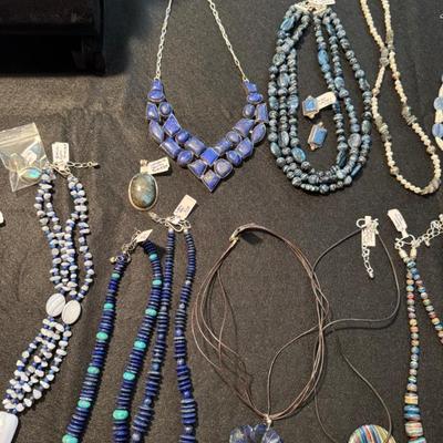 Sale Photo Thumbnail #92