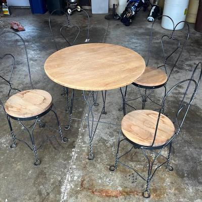 Vintage Wood Top & Wrought Iron Ice Cream Table w/4 Matching Chairs 