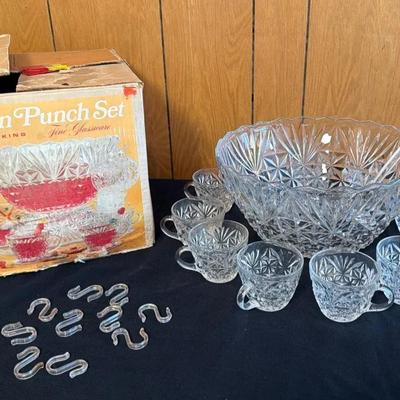 Vintage Anchor Hocking Arlington Punch Bowl Set