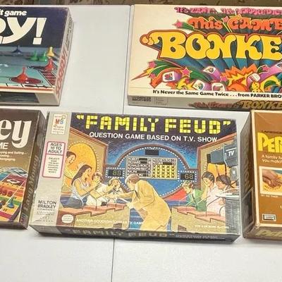Lot of 5 Vintage Board games (Perfection)