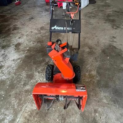 Ariens ST420 Snowblower / As Is Condition 