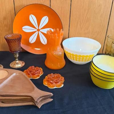 Lot of 18 Unique Vintage Collectible Items!