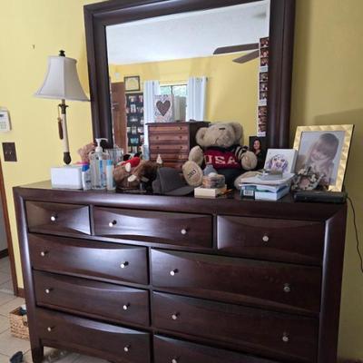 Sale Photo Thumbnail #3