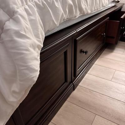 Sale Photo Thumbnail #38