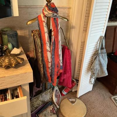 Sale Photo Thumbnail #141