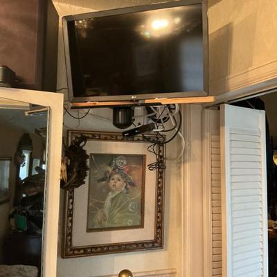 Sale Photo Thumbnail #142