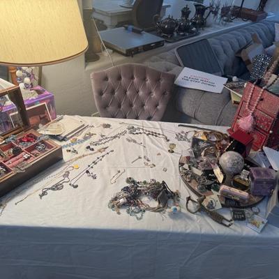 Sale Photo Thumbnail #3