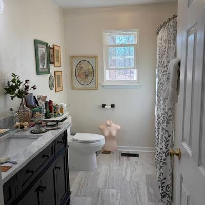 Sale Photo Thumbnail #570