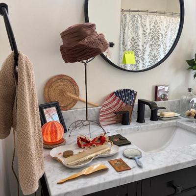 Sale Photo Thumbnail #571