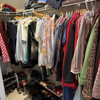 Sale Photo Thumbnail #100