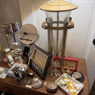 Sale Photo Thumbnail #130