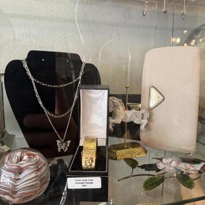 Sale Photo Thumbnail #109