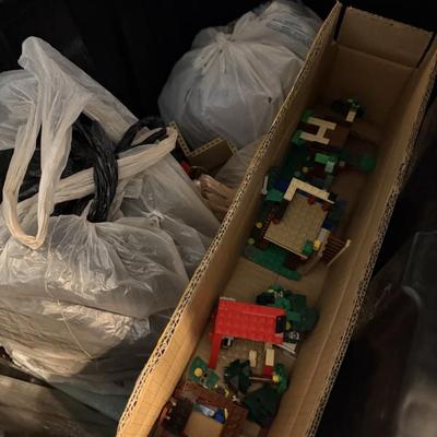 Sale Photo Thumbnail #515