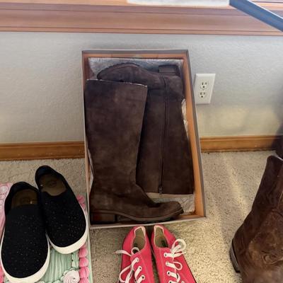 Sale Photo Thumbnail #229