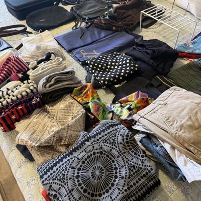 Sale Photo Thumbnail #255