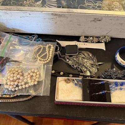 Sale Photo Thumbnail #315