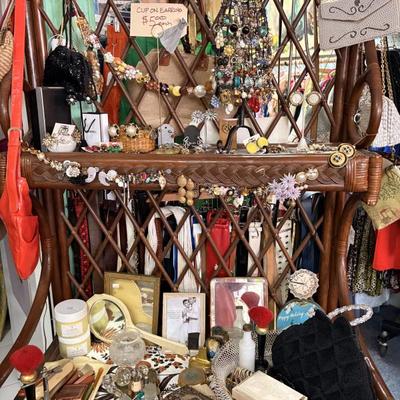 Sale Photo Thumbnail #23