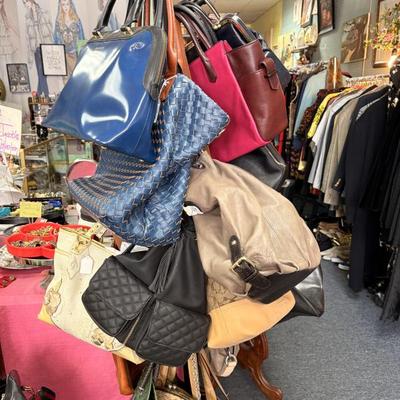 Sale Photo Thumbnail #33