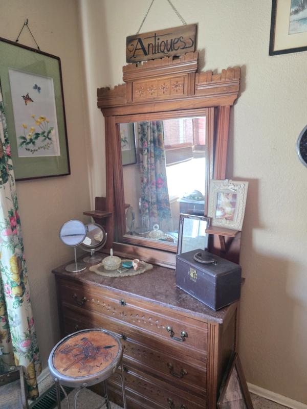 Sale Photo Thumbnail #132