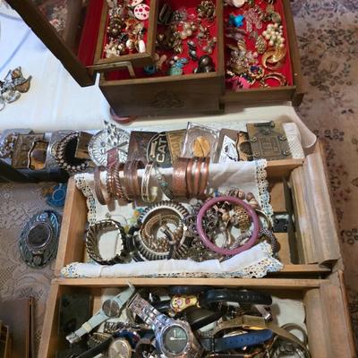 Sale Photo Thumbnail #52