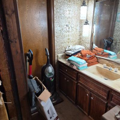 Sale Photo Thumbnail #47