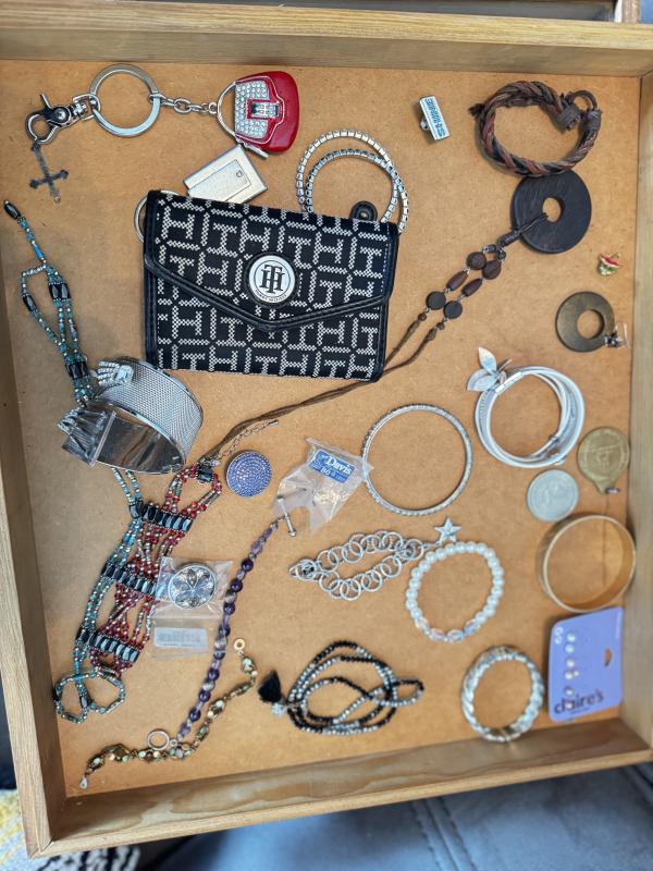 Sale Photo Thumbnail #16