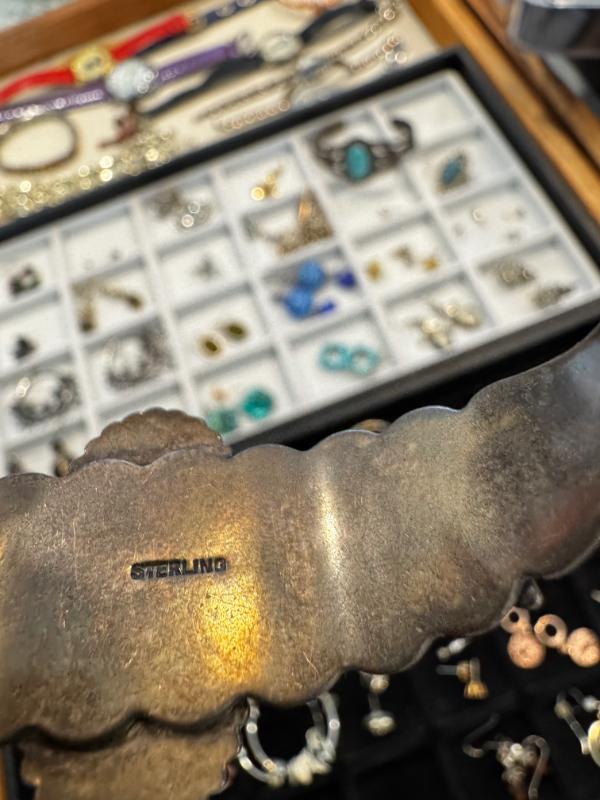 Sale Photo Thumbnail #4