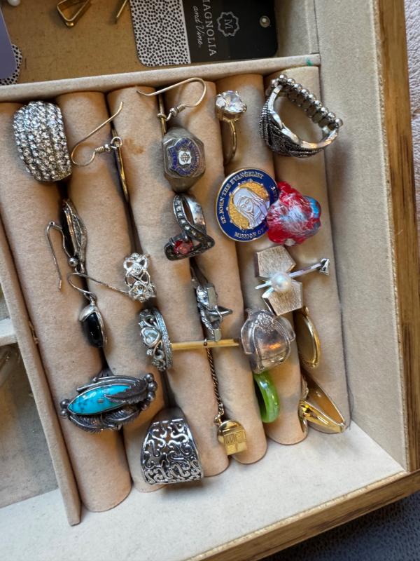 Sale Photo Thumbnail #17