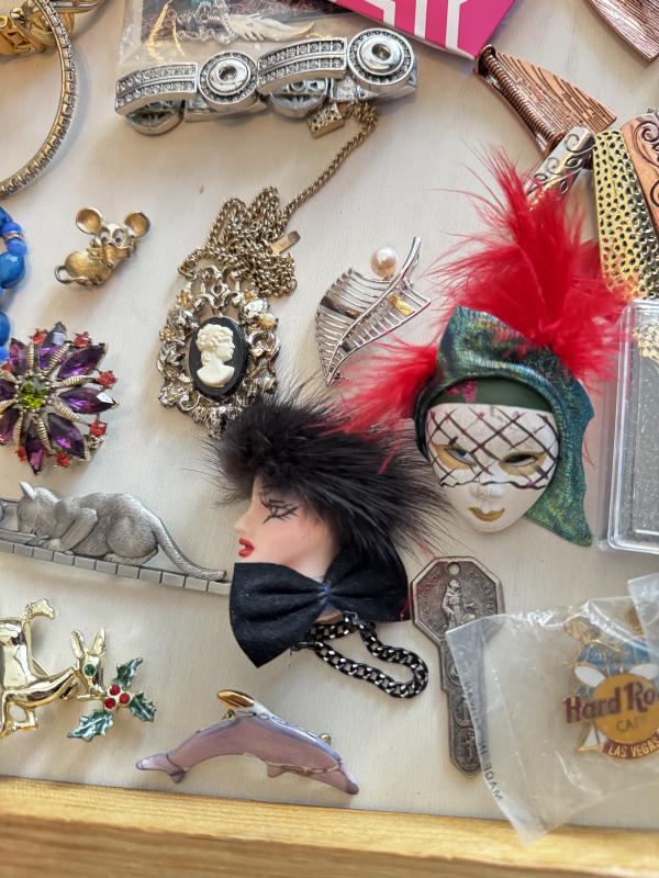 Sale Photo Thumbnail #19