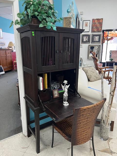 Sale Photo Thumbnail #30