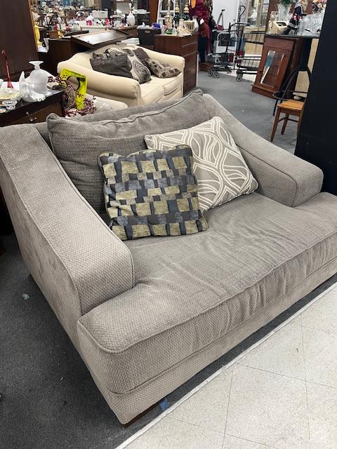 Sale Photo Thumbnail #48